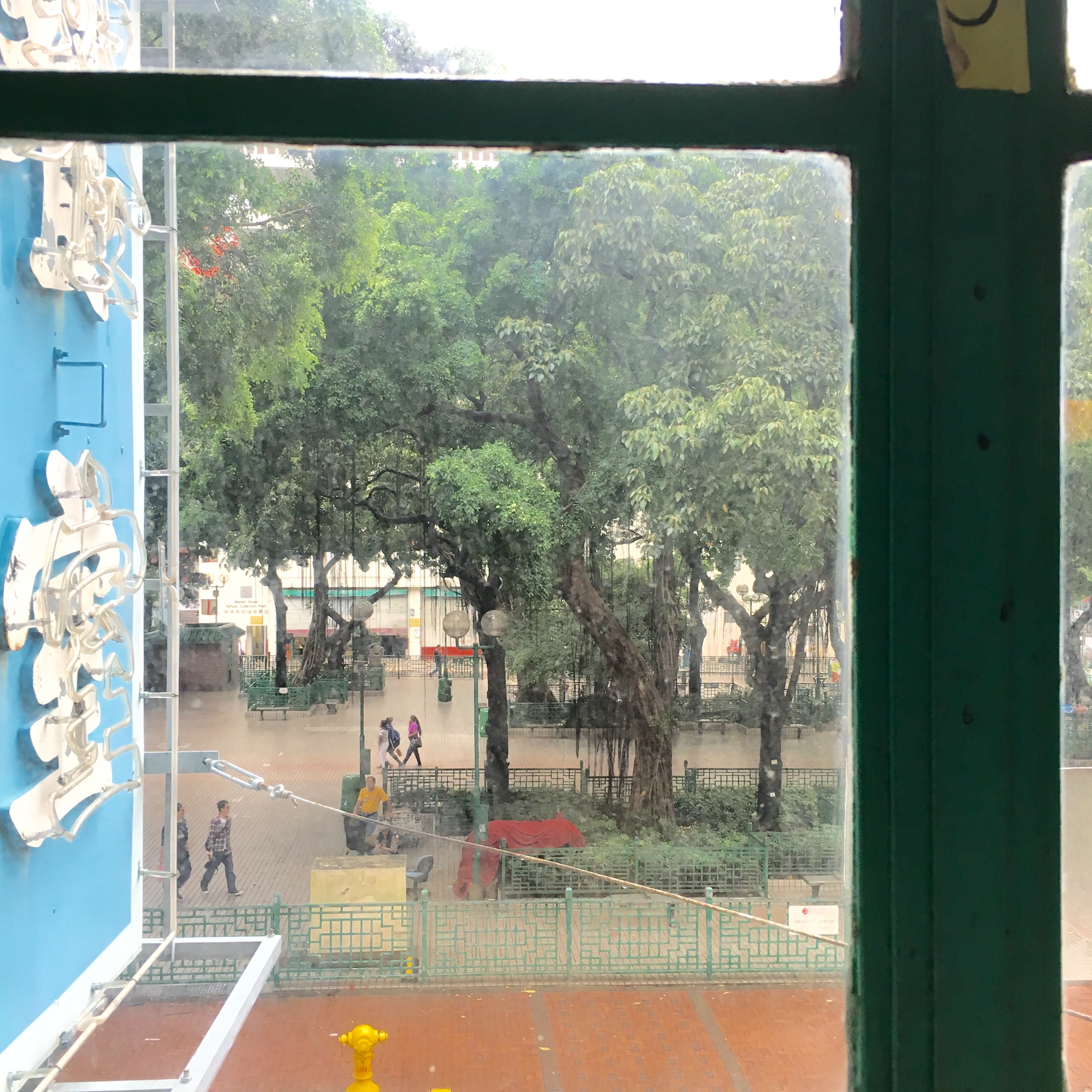 very old hong kong vibes, which I do appreciate and love. it is interesting how I feel nearly zero resonance to this country and culture, despite being Cantonese myself (well not originating from hong kong but guangdong, still, there’s some cultural closeness)